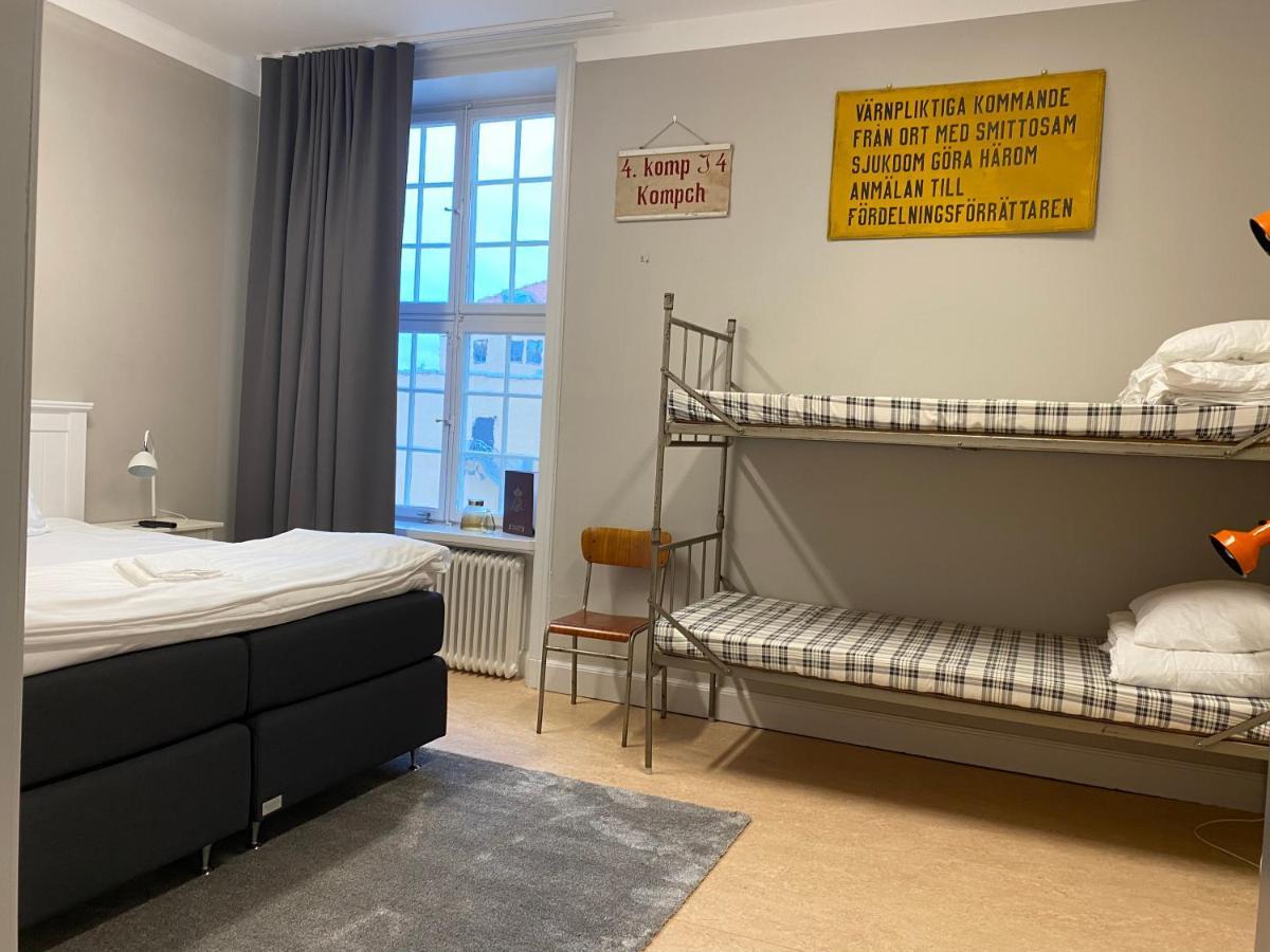 Livgrenadjaermaessen Hotell-Fest-Konferens リンシェーピング エクステリア 写真