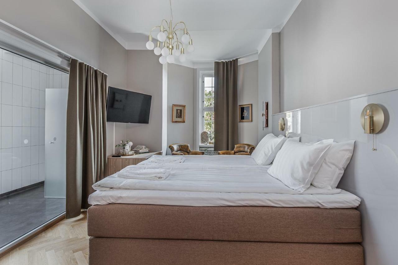 Livgrenadjaermaessen Hotell-Fest-Konferens リンシェーピング エクステリア 写真