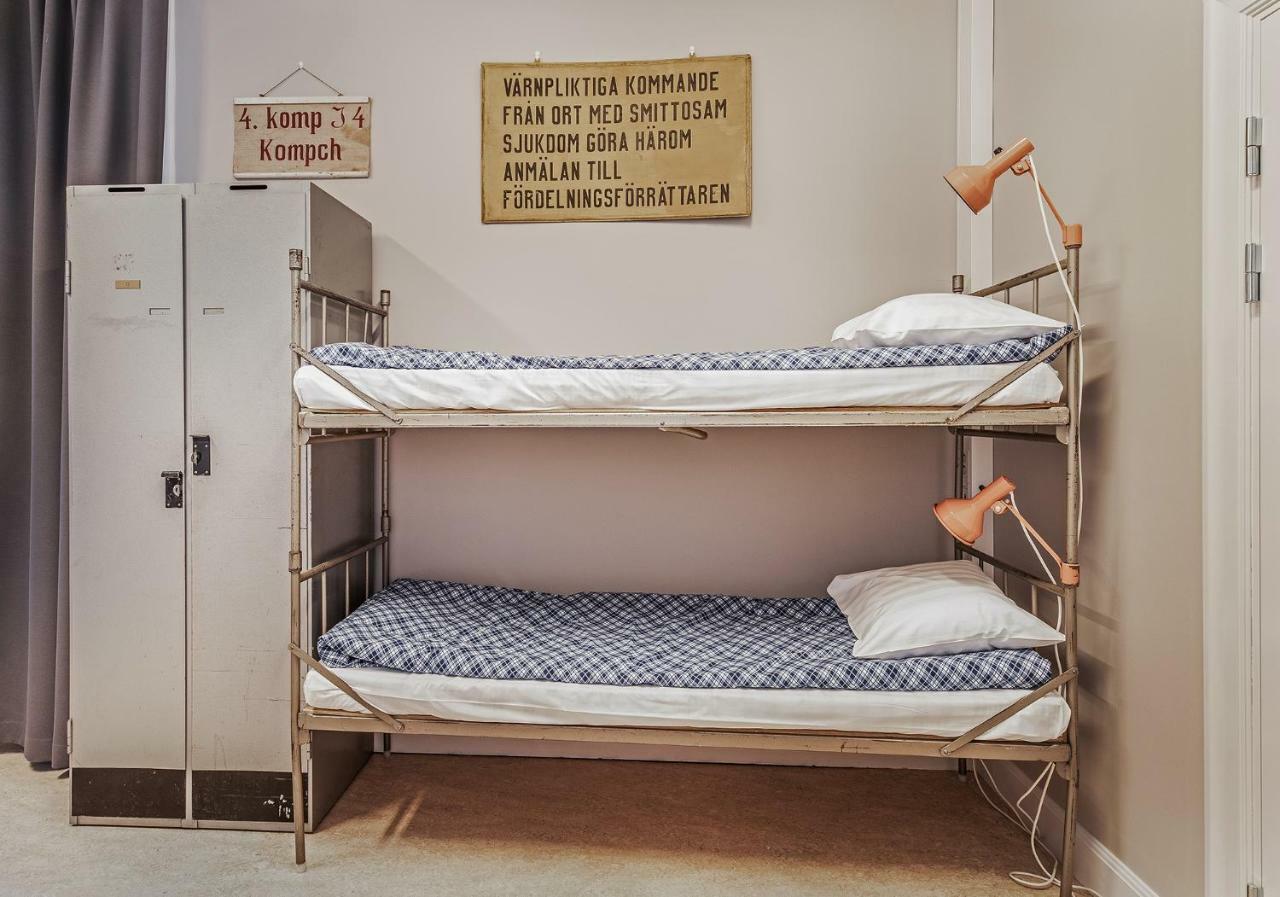 Livgrenadjaermaessen Hotell-Fest-Konferens リンシェーピング エクステリア 写真