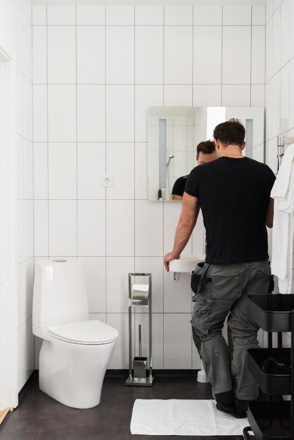 Livgrenadjaermaessen Hotell-Fest-Konferens リンシェーピング エクステリア 写真