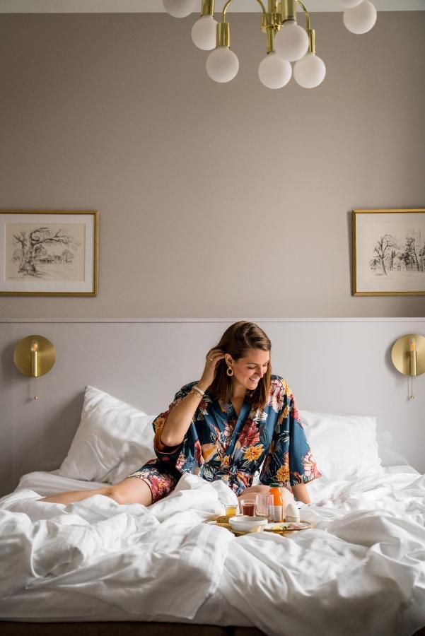 Livgrenadjaermaessen Hotell-Fest-Konferens リンシェーピング エクステリア 写真